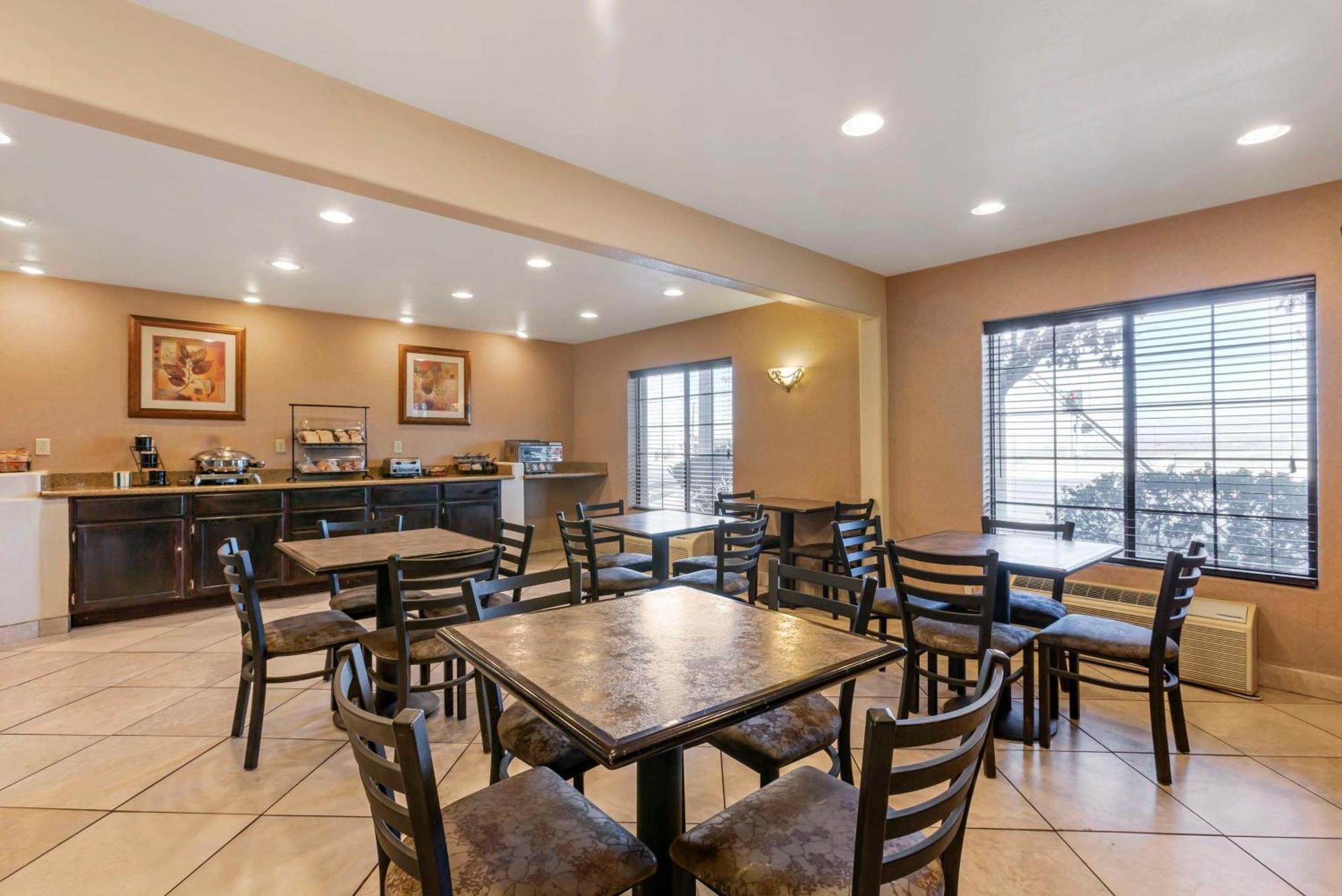 Best Western Desert Inn Safford Extérieur photo